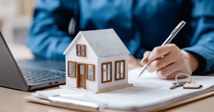 Real estate contract sign