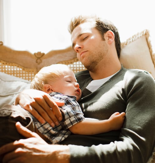 Dad_Sleeping_with_Baby